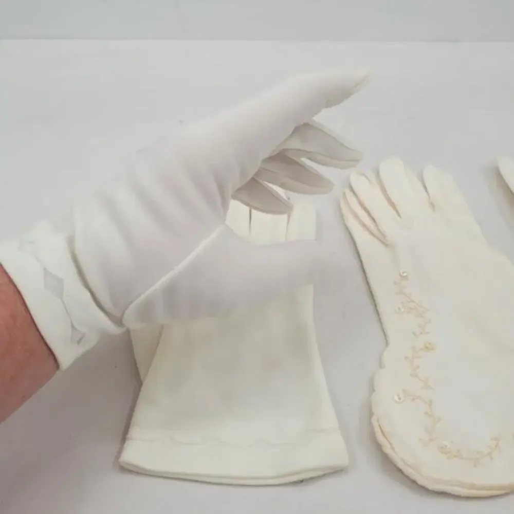 Lot 2 Pairs Vintage White Nylon Cotton Ladies Wrist Length Shorties Dress Gloves